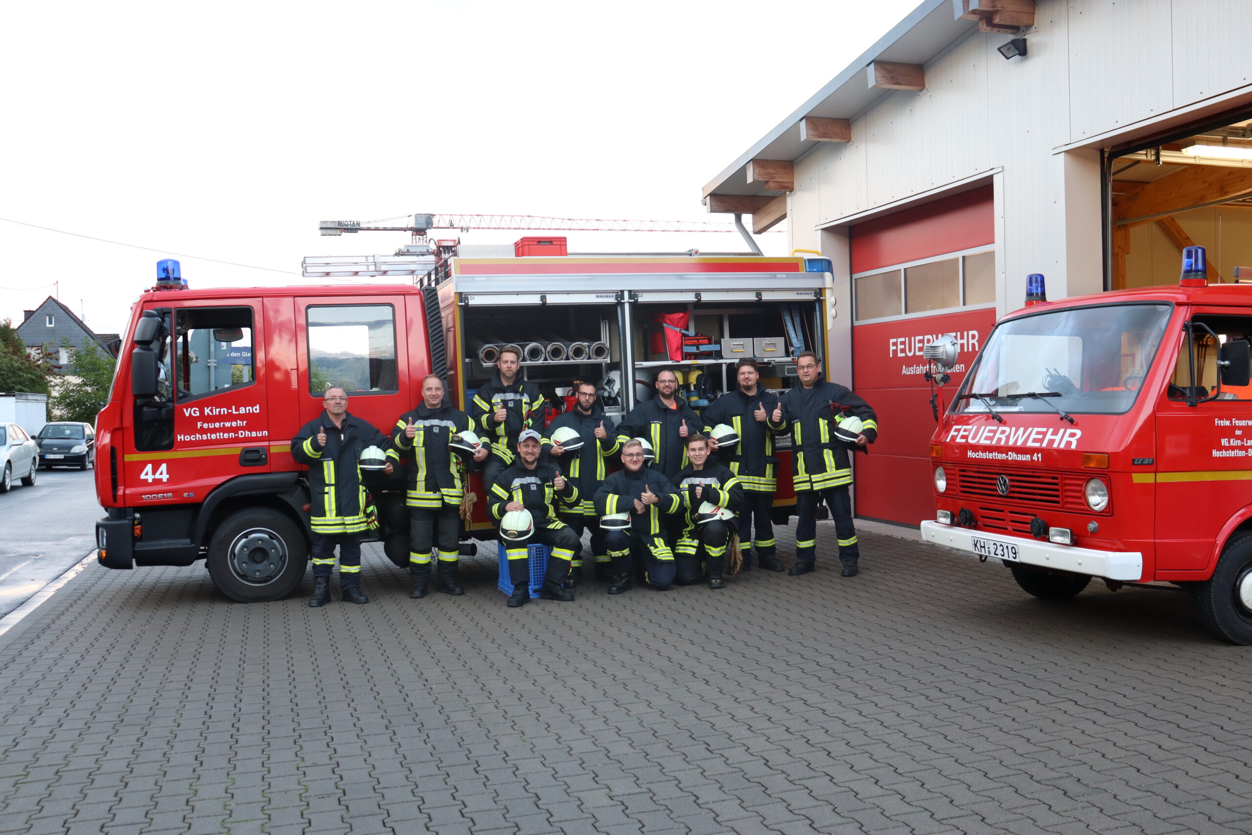 Teamarbeit im Übungsdienst der Feuerwehr